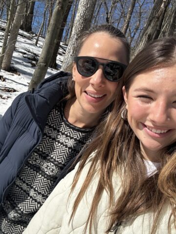 2024 Winter Hiking Challenge Nicole and Elena Dillon